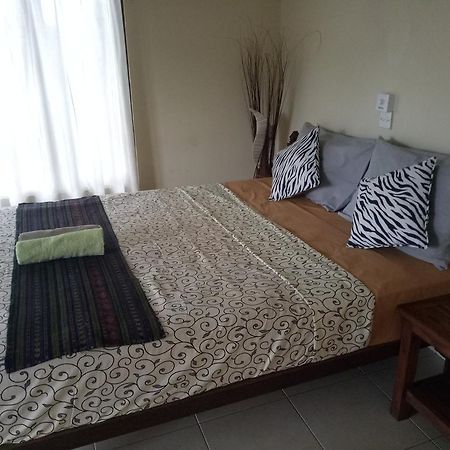 Bening Bungalow Ubud Buitenkant foto