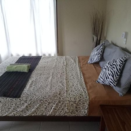 Bening Bungalow Ubud Buitenkant foto